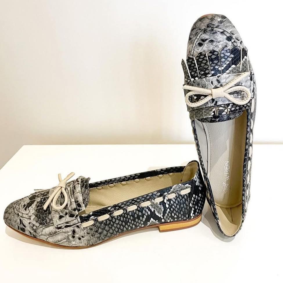 Women's Premium Snake Print Bow Loafers | Elegant Handwoven Flat Shoes | Soft Comfortable Slip-On Casual Loafers